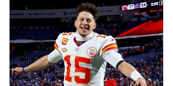 Patrick Mahomes vinner karriärens första slutspelsseger Patrick Mahomes vinner karriärens första slutspelsseger